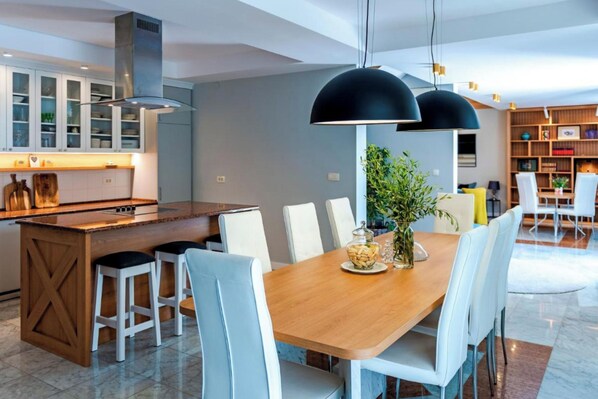 Dining - Luxury Pool Villa Feliz (Dražin Vrt)