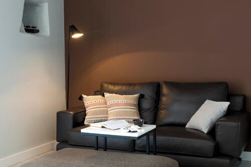 Luxury Pool Villa Feliz