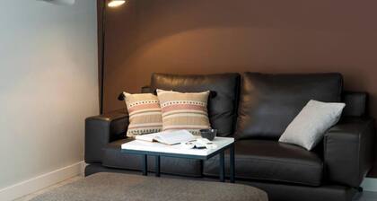 Luxury Pool Villa Feliz