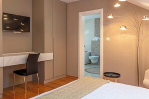 4 bedrooms, iron/ironing board, free WiFi, bed sheets - Luxury Pool Villa Feliz (Dražin Vrt)