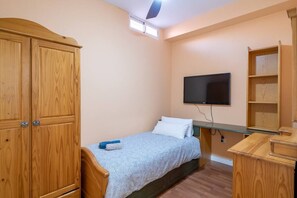 5 bedrooms, iron/ironing board, travel cot, WiFi