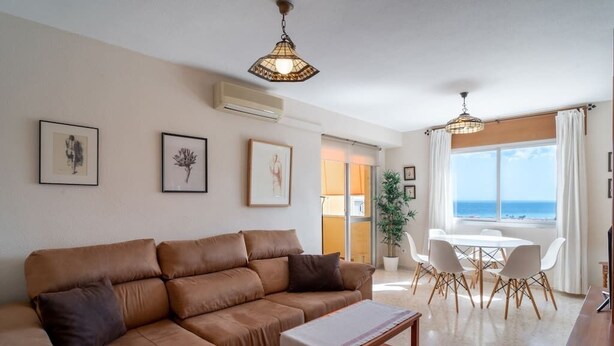 Living area - Breakfast with views, parking, terrace and pool (La Cala del Moral)
