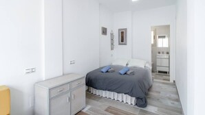 Room - New sunny house - Steps to beach with terrace (La Cala del Moral)
