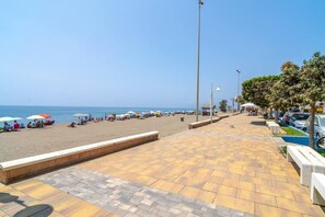 Paseo marítimo  - New sunny house - Steps to beach with terrace (La Cala del Moral)