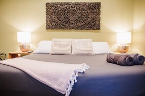 3 slaapkamers, een bureau, een strijkplank/strijkijzer, gratis wifi