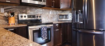 Lepista Landing Family Home Near Downtown KFalls