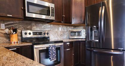 Lepista Landing Family Home Near Downtown KFalls