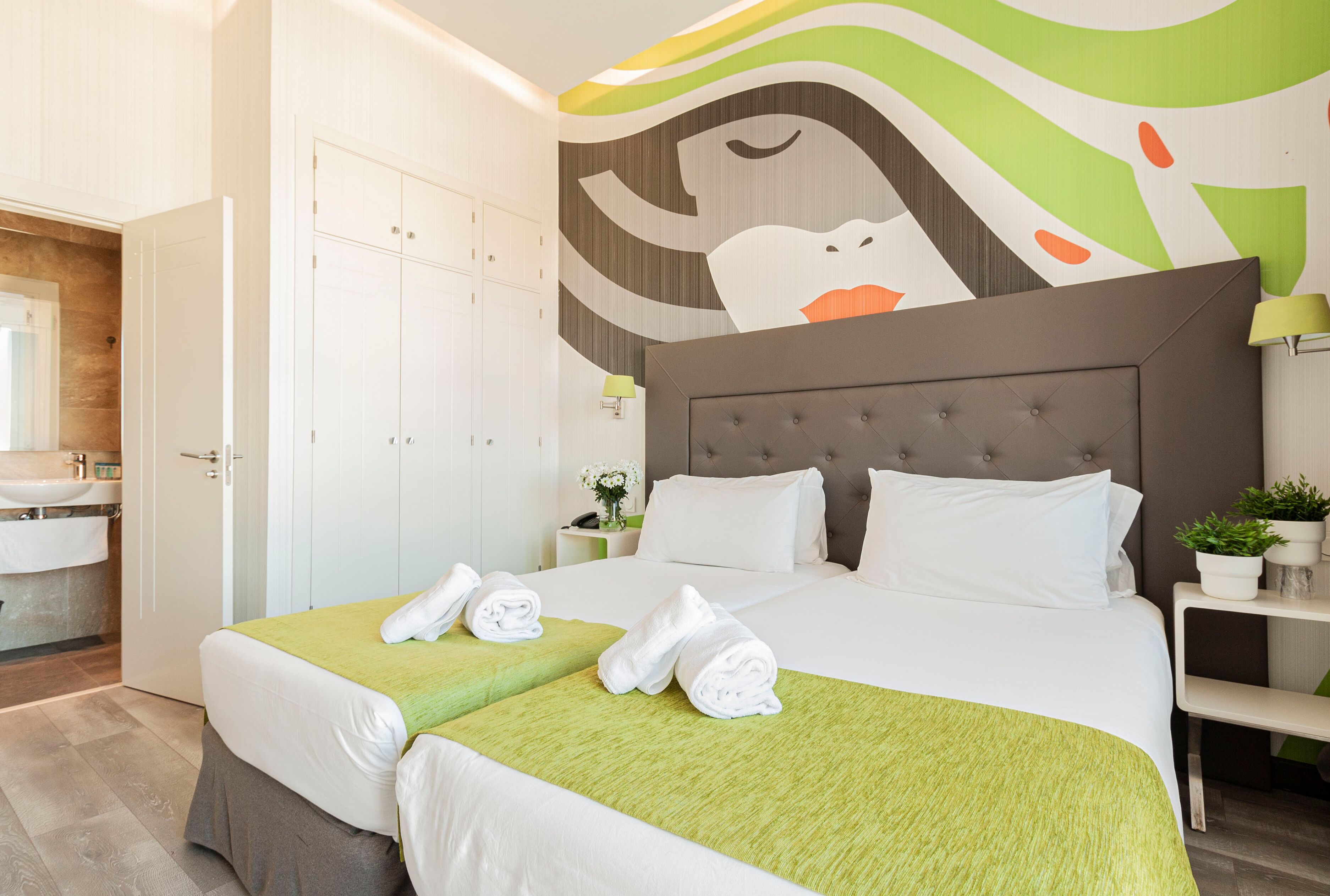 Photo - Oh Nice Revellin Ceuta