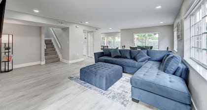 Modern cozy home! Single Family with game room, Pool & Patio.