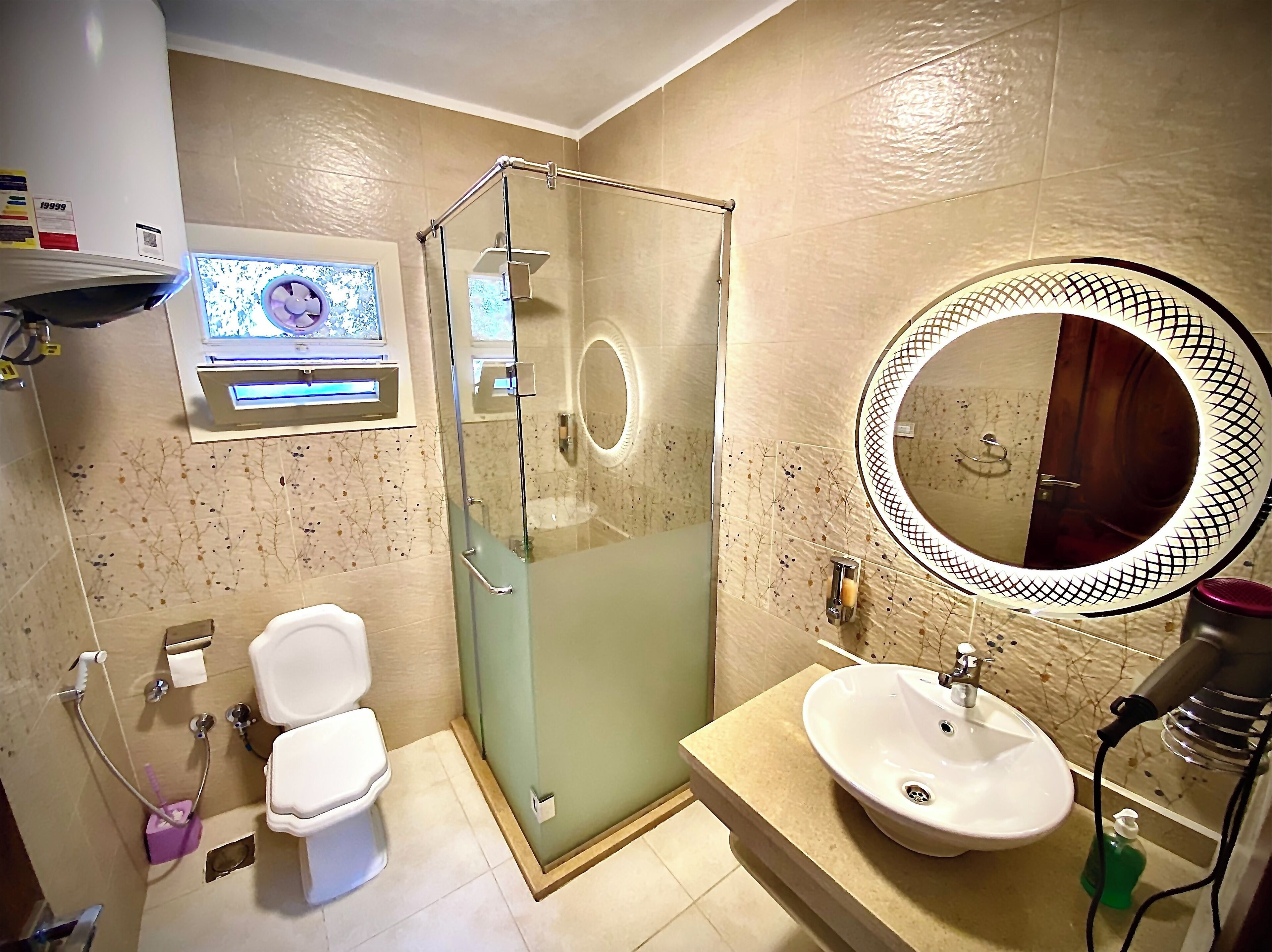 Foto - GEM view BOUTIQUE