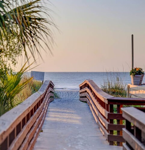 3BD PDunes GOLF & POOL off back deck! Beach access