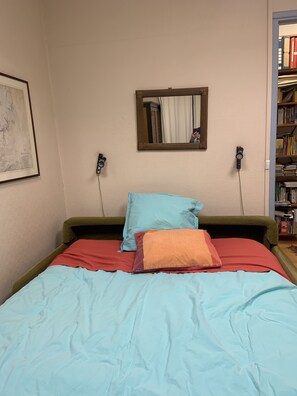 3 chambres, fer et planche à repasser, Wi-Fi, draps fournis