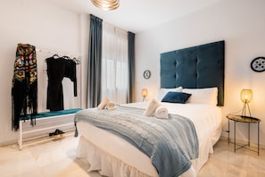 Comfort Penthouse, 3 Bedrooms, Terrace, City View - Apartamentos Cruz San Andres (Seville)