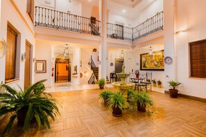Interior - Apartamentos Cruz San Andres (Seville)