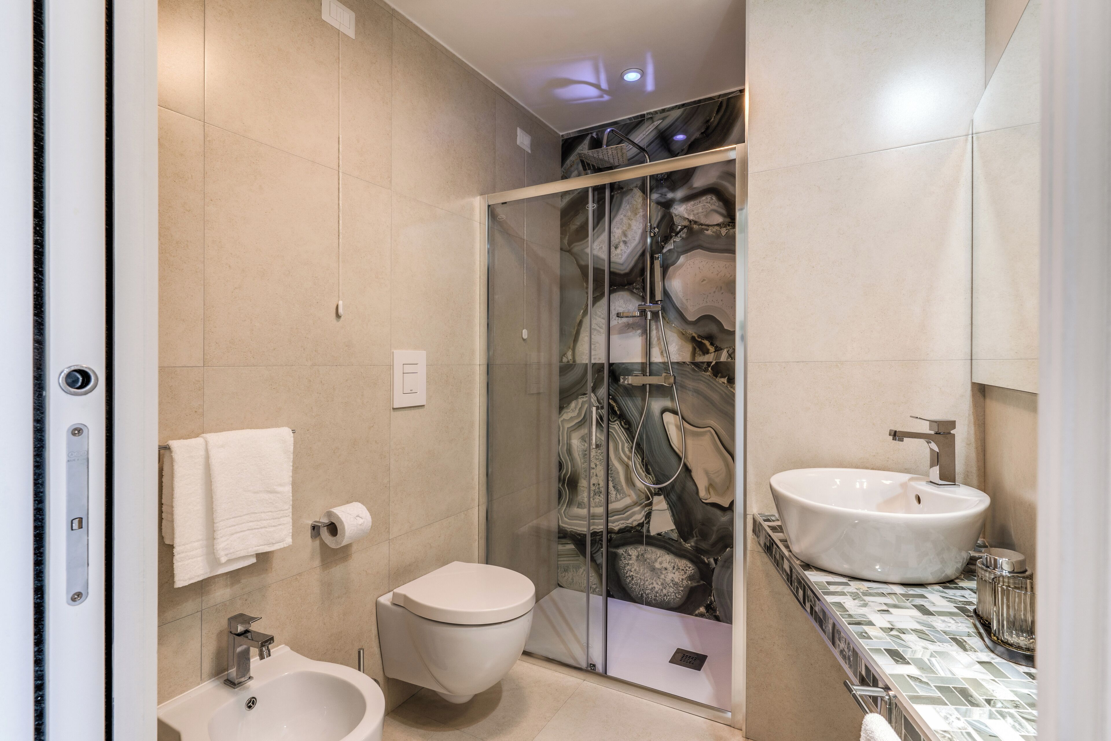 Foto - National Square Napoli