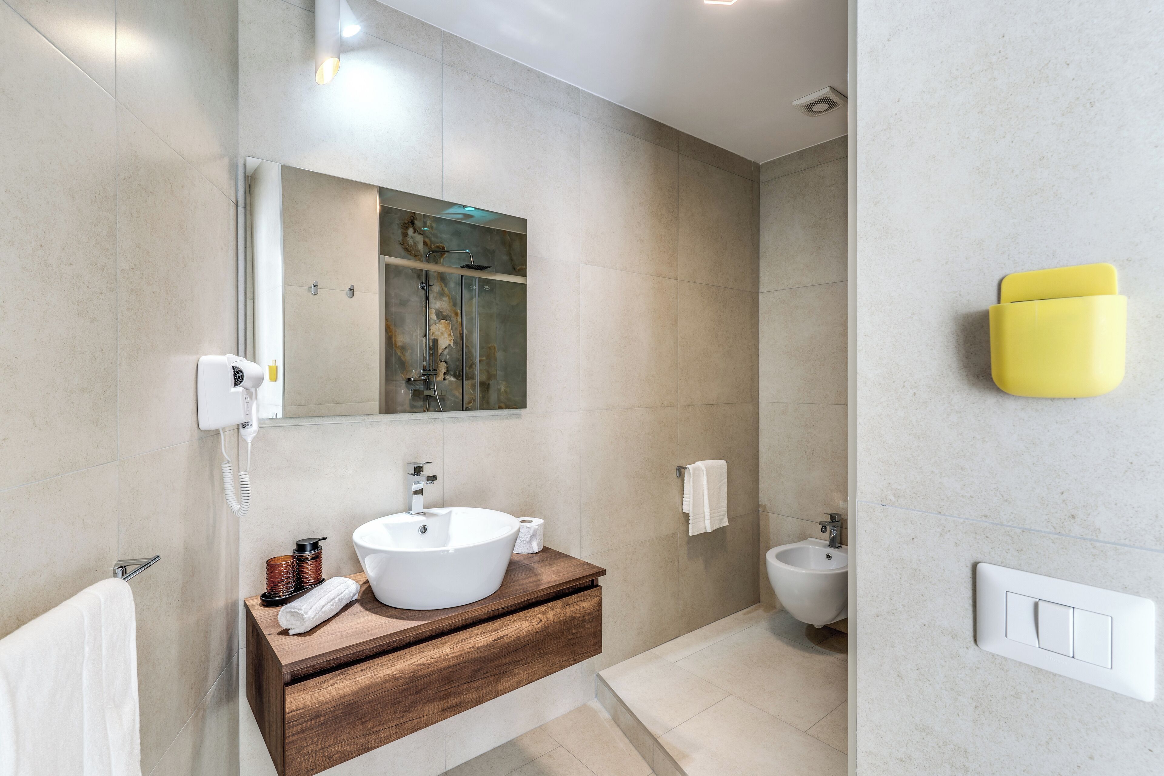 Foto - National Square Napoli