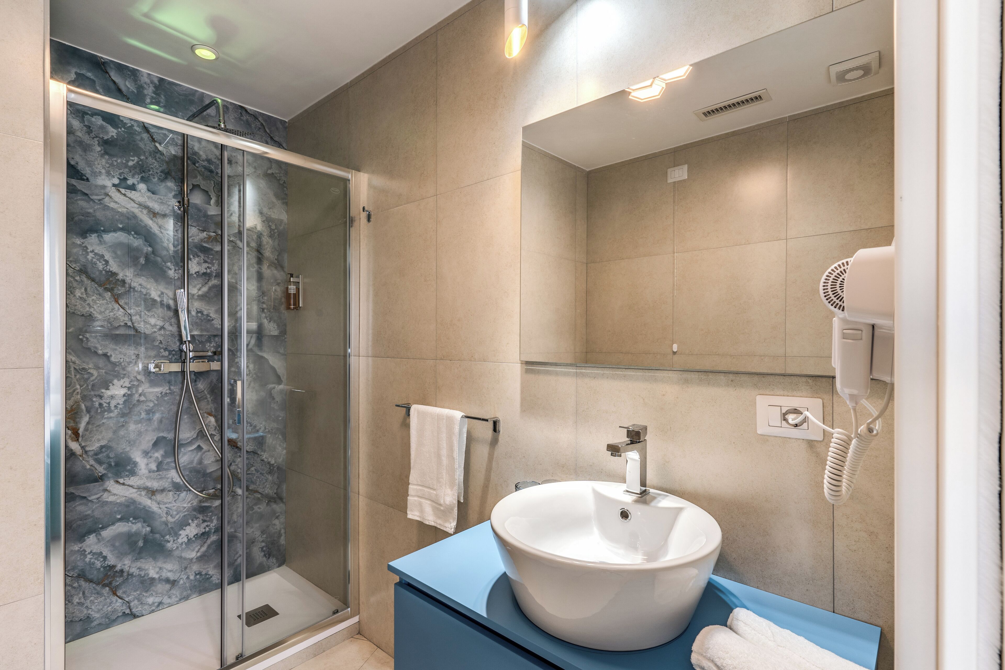 Foto - National Square Napoli