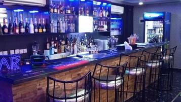 Bar (en la propiedad)