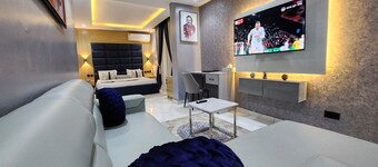 Atlantic Palms Suites