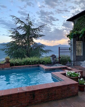 Outdoor pool, a heated pool - Beautiful Serena (Coreglia Anteminelli)