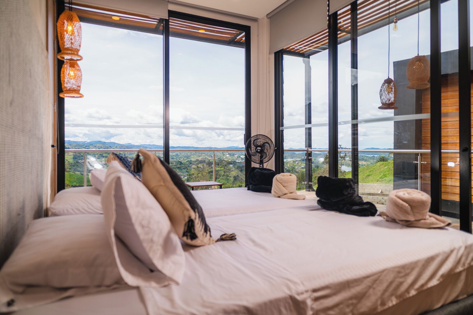Comfort Apartment | Individually decorated, individually furnished, desk, free WiFi