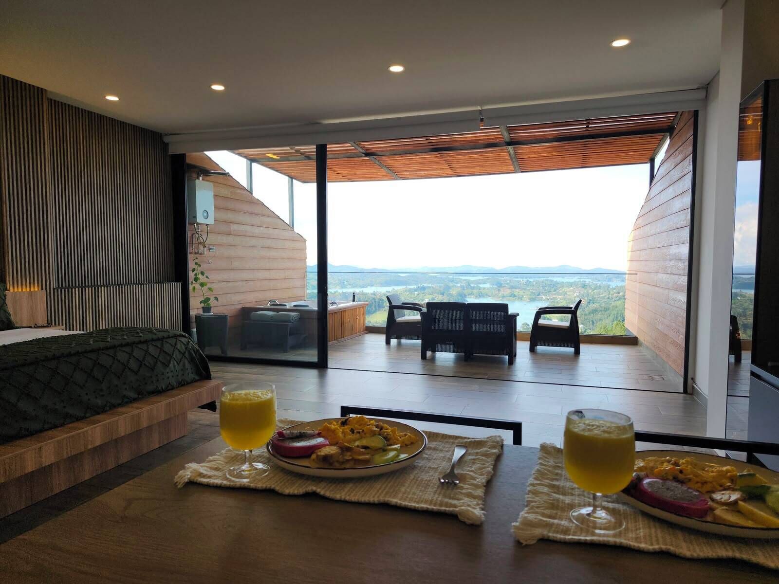 Basic Room, Lake View | Desk, free WiFi, individually decorated, individually furnished