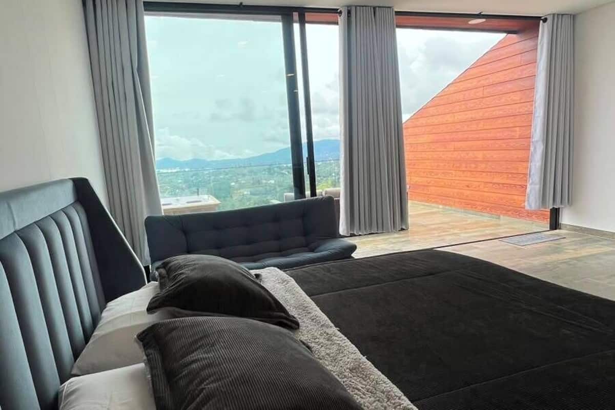 Bureau, Wi-Fi gratuit, décoration personnalisée