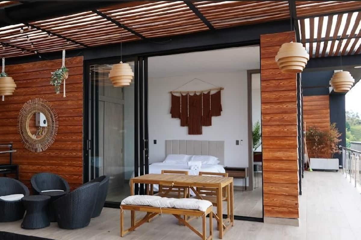 Bureau, Wi-Fi gratuit, décoration personnalisée
