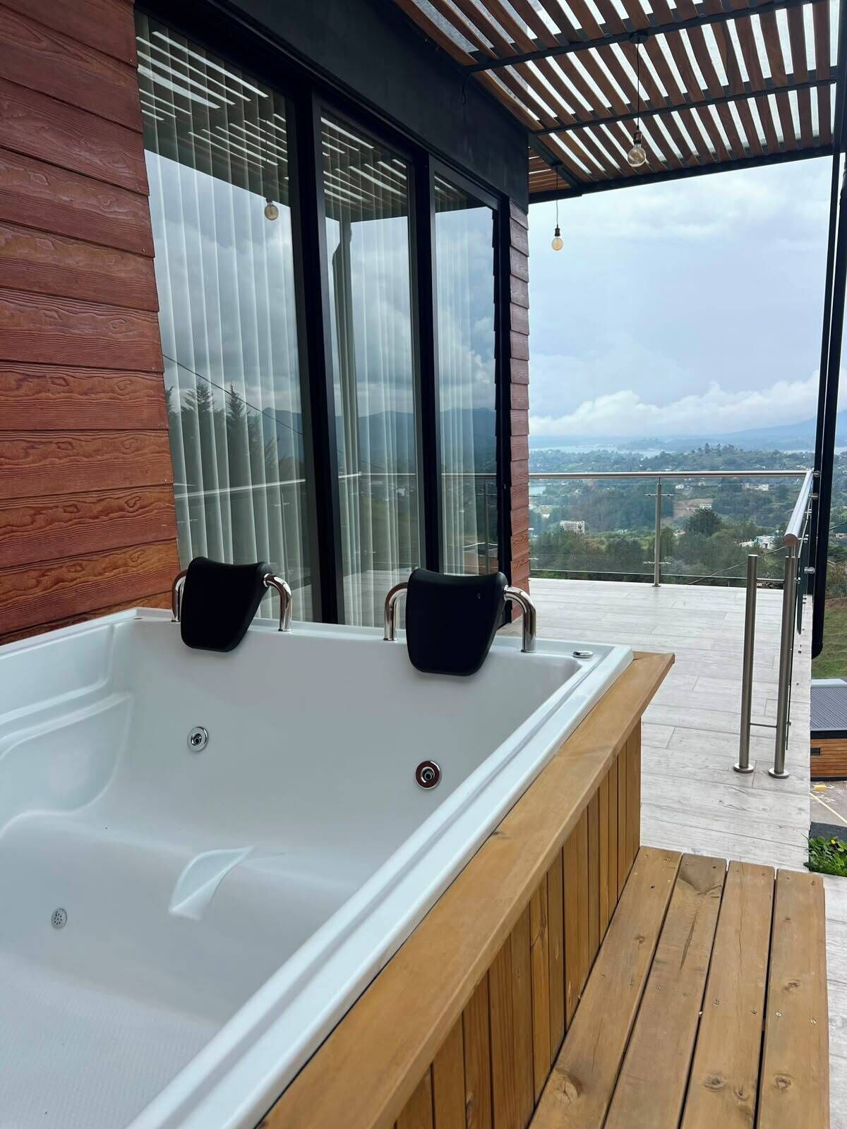 Family Cabin | Desk, WiFi (free), individually decorated, individually furnished
