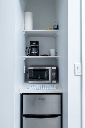 Interior - Bayshore Breeze Apt 2 (Fort Lauderdale)