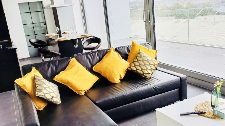 New 2 bedrooms Penthouse in Center