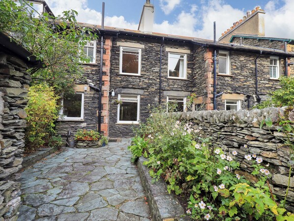 Cottage | Exterior - The Roses (Windermere)