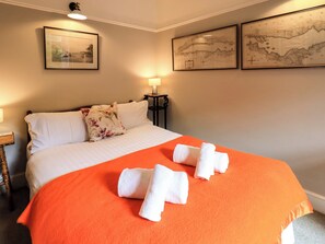 3 عدّة غرف نوم وبديكورات فريدة لكل غرفة وطراز فريد لكل وحدة