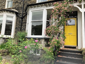 Cottage | Exterior detail - The Roses (Windermere)