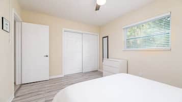 1 makuuhuone, työpöytä, silitysrauta/-lauta, ilmainen Wi-Fi