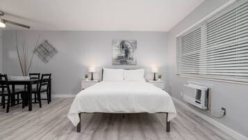 1 bedroom, desk, iron/ironing board, free WiFi