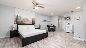 1 bedroom, desk, iron/ironing board, free WiFi