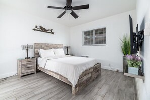 1 bedroom, desk, iron/ironing board, free WiFi