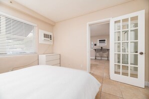 1 غرفة نوم ومكتب ومكواة/لوح كي وواي فاي مجانًا