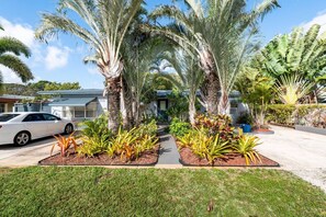 Property grounds - The Residences @ Lake Ridge #2 (Fort Lauderdale)