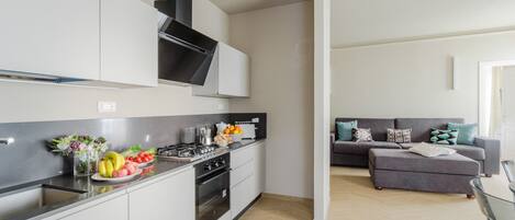 Fridge, microwave, oven, dishwasher