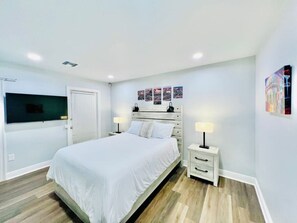 6 bedrooms, iron/ironing board, travel cot, free WiFi