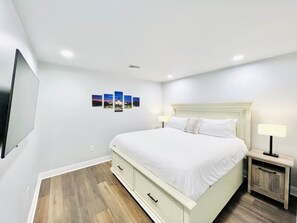 6 bedrooms, iron/ironing board, travel crib, free WiFi