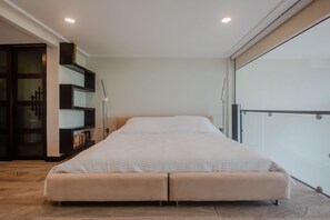 3 quartos, ferros/tábuas de passar roupa, Wi-Fi, roupa de cama