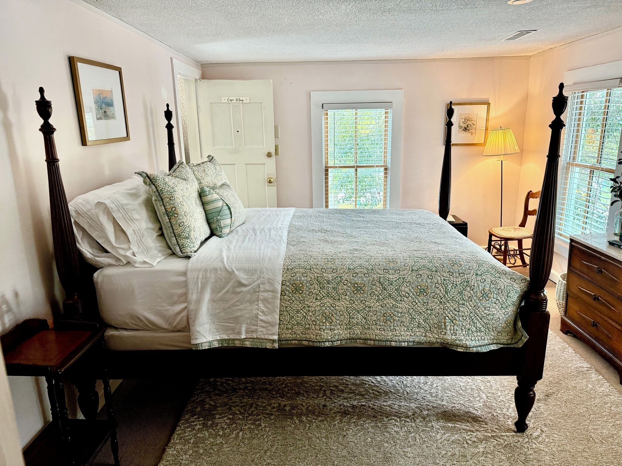 Cape May | 低刺激性寝具、ミニバー、客室ごとに異なる装飾、客室 ごとに異なるインテリア