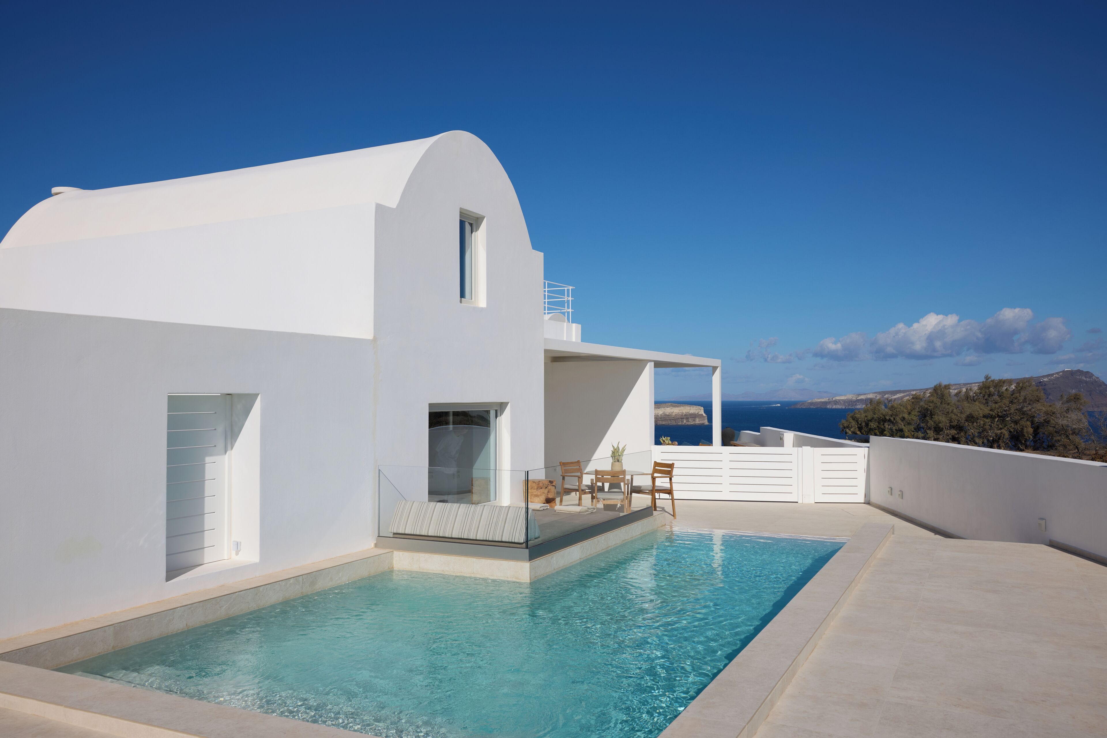 Junior Suite with Private Pool & Heated Outdoor Jetted Tub | Terrace/patio