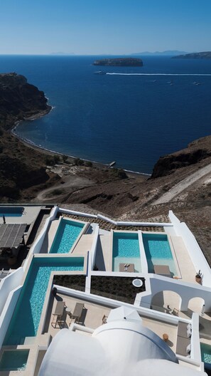 Front of property - Omna Caldera Suites (Santorini)