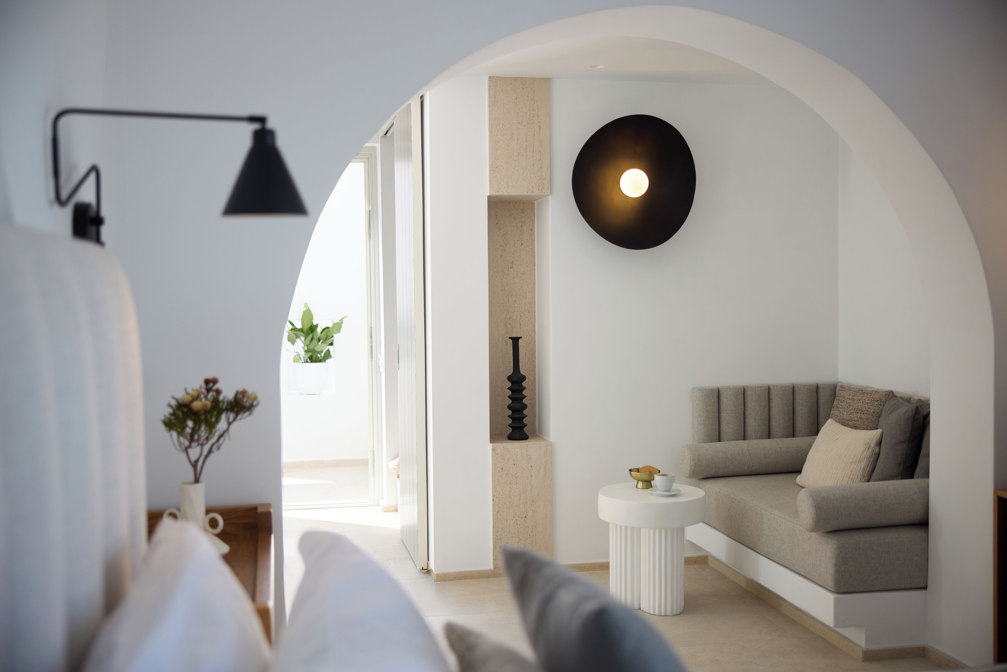 Elegant Suite with Private Infinity Pool & Heated Outdoor Jetted Tub - Caldera View | Sängtillbehör av högsta kvalitet, duntäcken och memory foam-madrasser