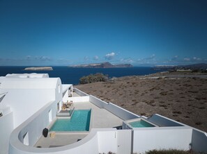 Junior Suite with Private Pool & Heated Outdoor Jetted Tub | Terrace/patio