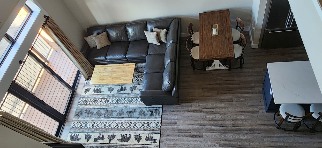 Village Sunset Ski In/ Ski Out Condo On Cranmore Mountain - Conway, NH